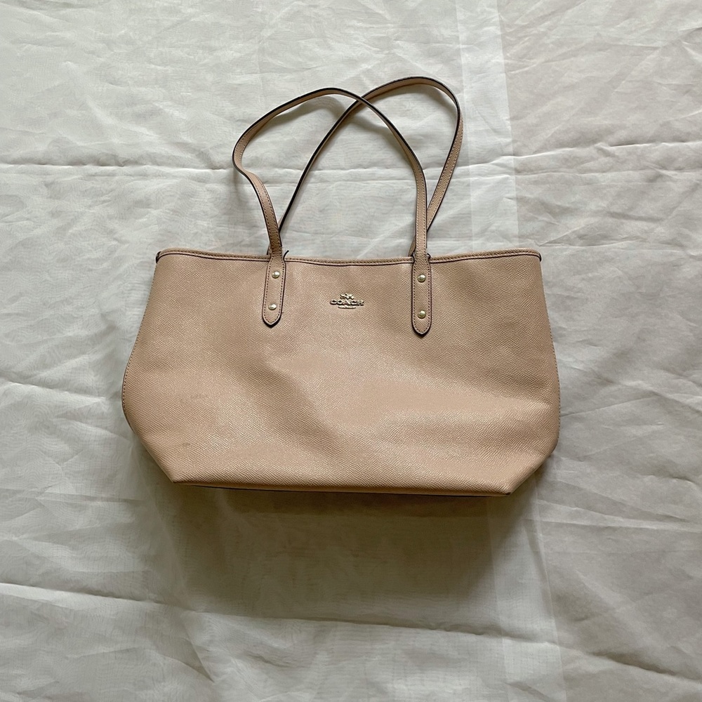 COACH PURSE/TOTE BAG